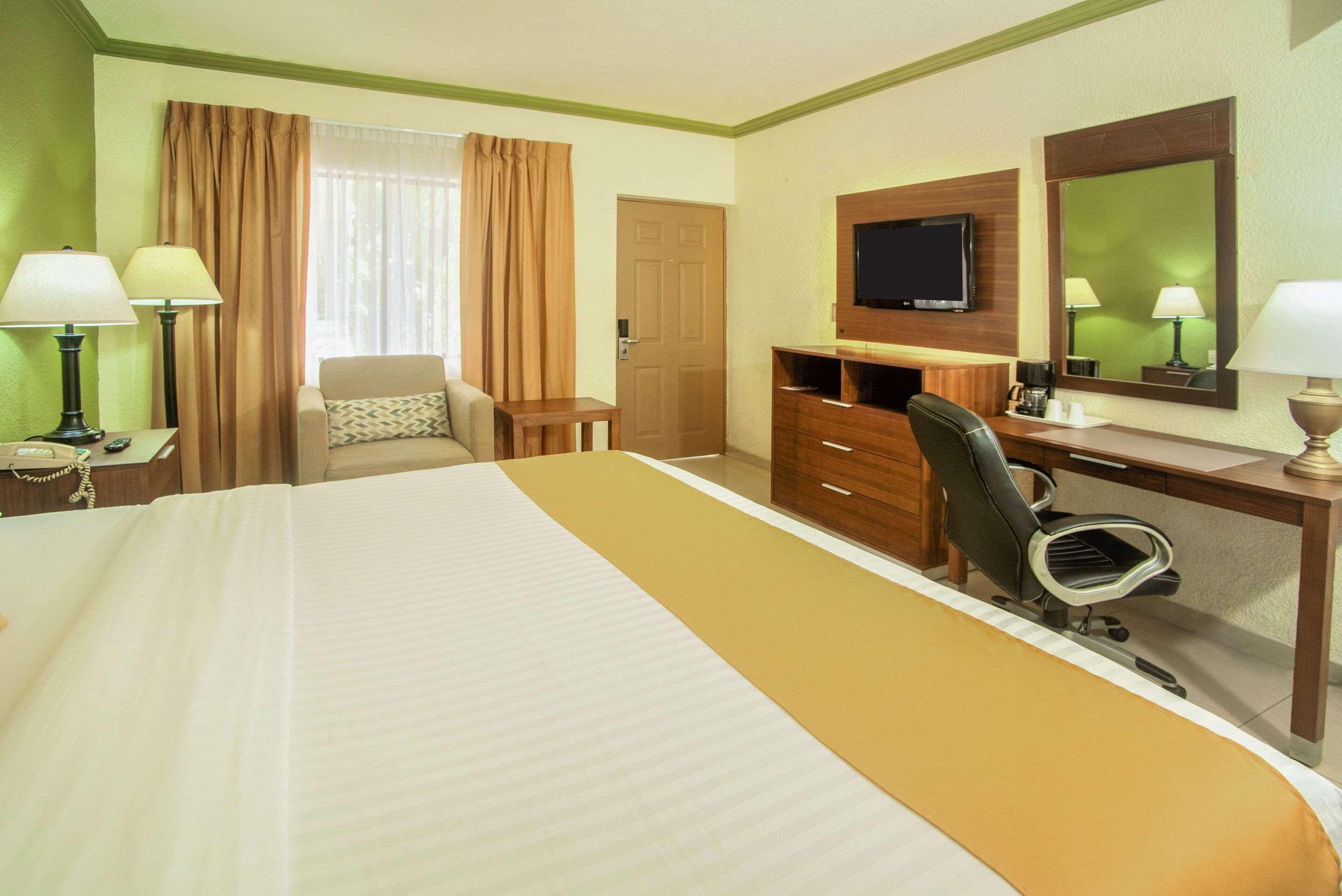 Quality Inn Ciudad Obregón Buitenkant foto